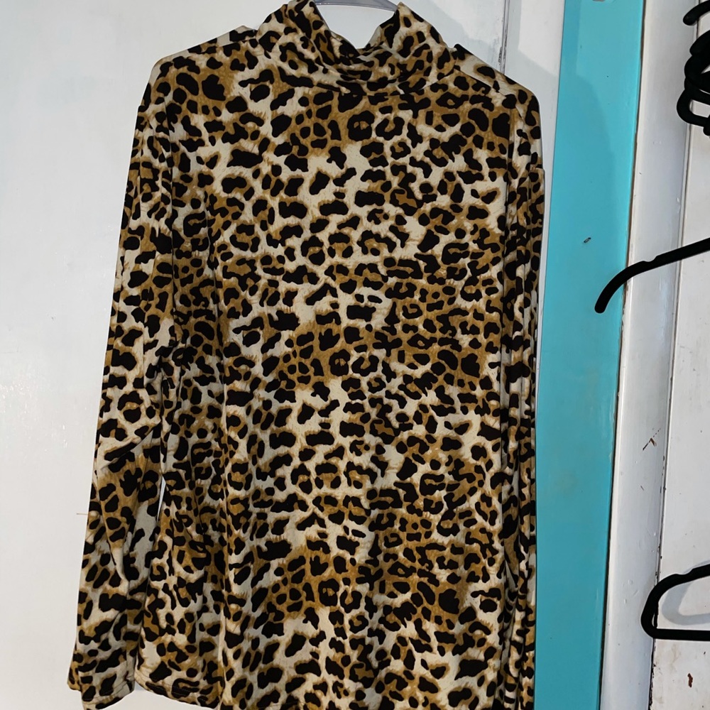 Cheetah print turtle neck
